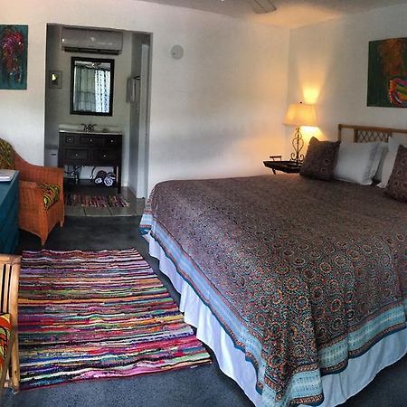 Olga'S Fancy Hotell Frenchtown Eksteriør bilde